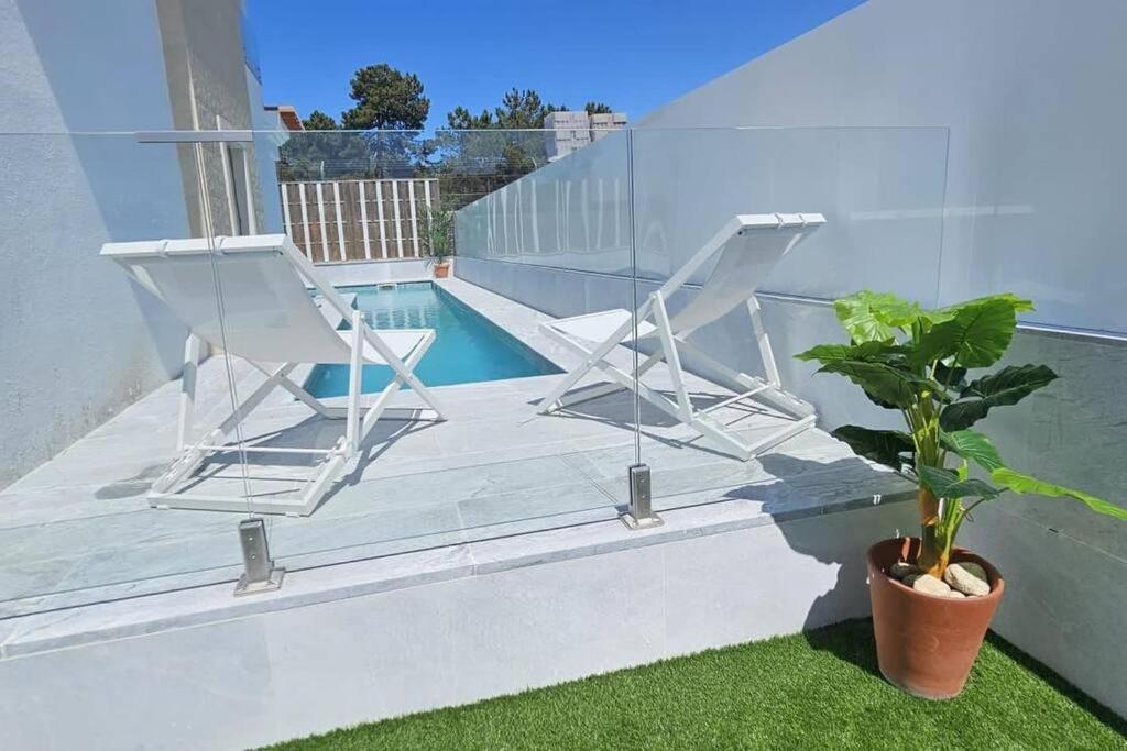 Aroeira Villa With Heated Pool By Golf Course, Beach And Lisbon 外观 照片