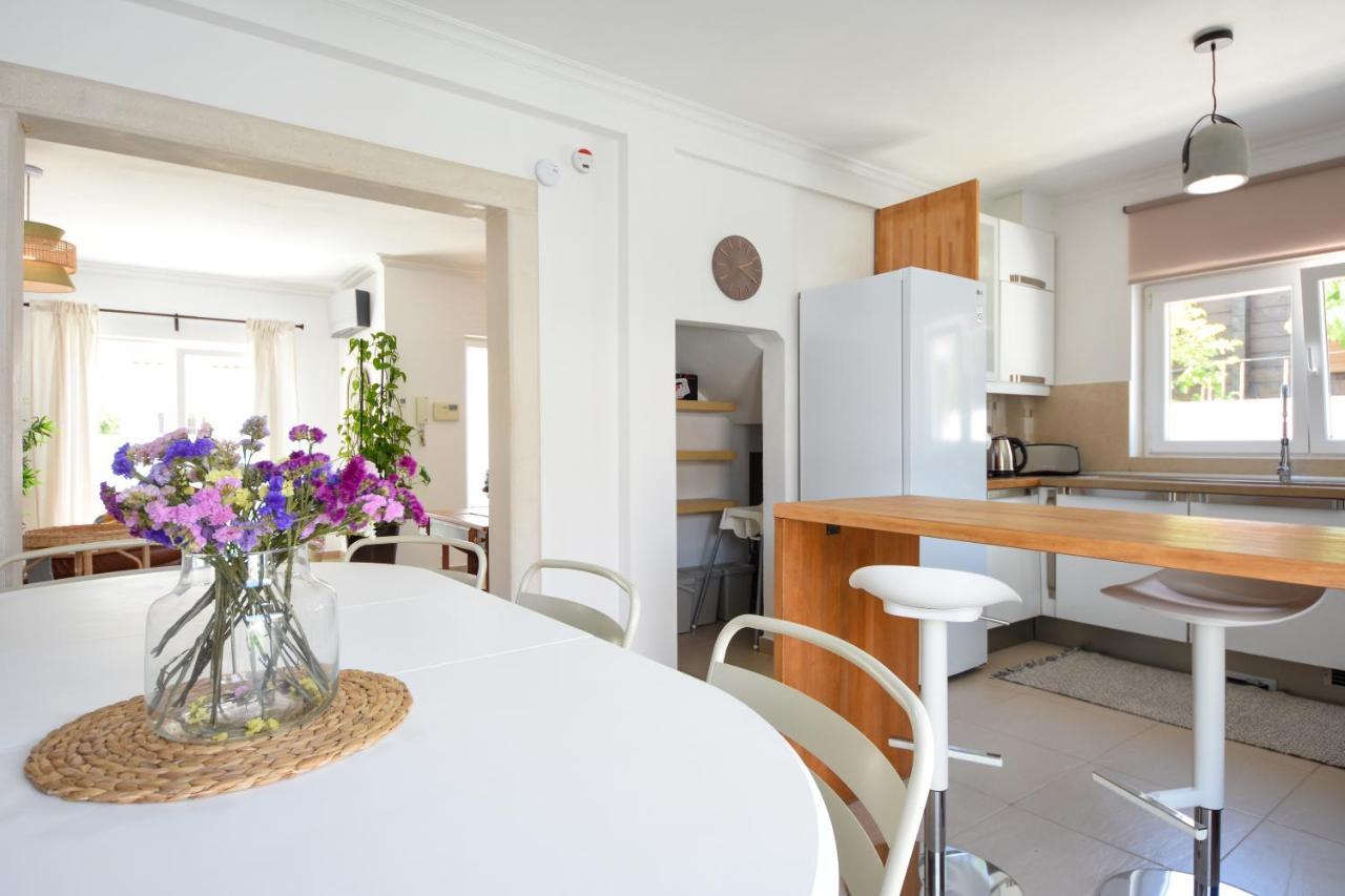 Aroeira Villa With Heated Pool By Golf Course, Beach And Lisbon 外观 照片