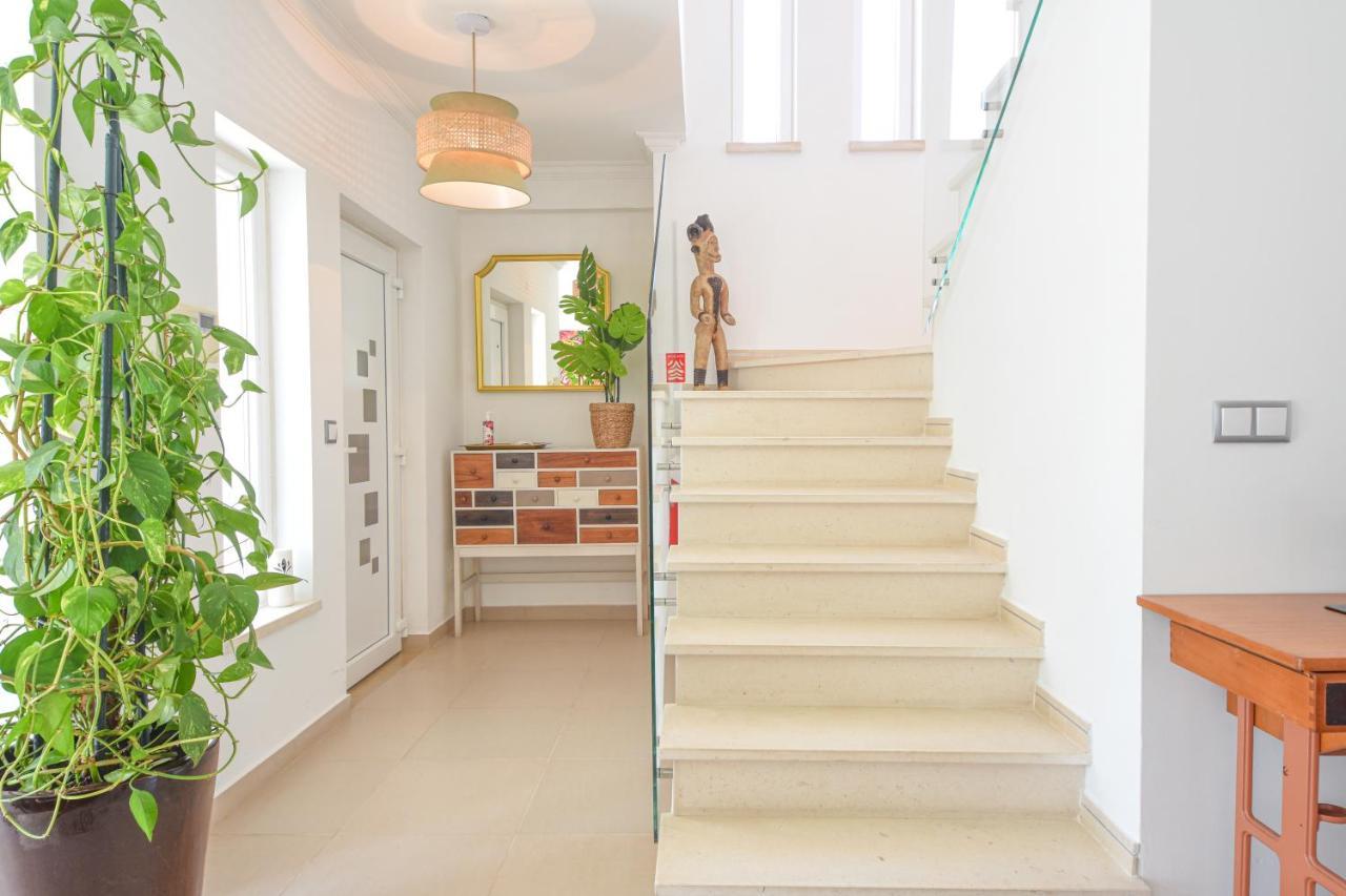 Aroeira Villa With Heated Pool By Golf Course, Beach And Lisbon 外观 照片