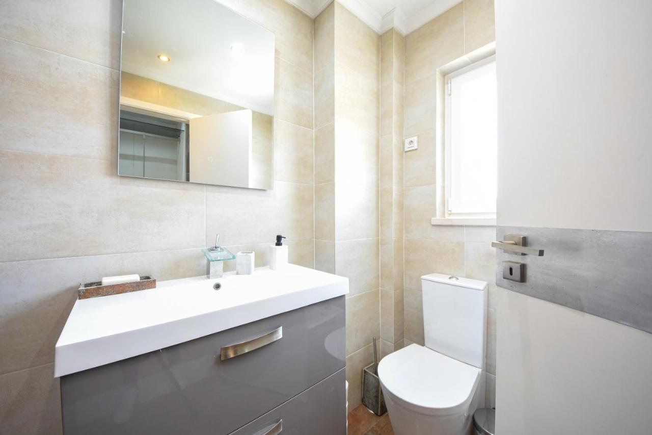 Aroeira Villa With Heated Pool By Golf Course, Beach And Lisbon 外观 照片