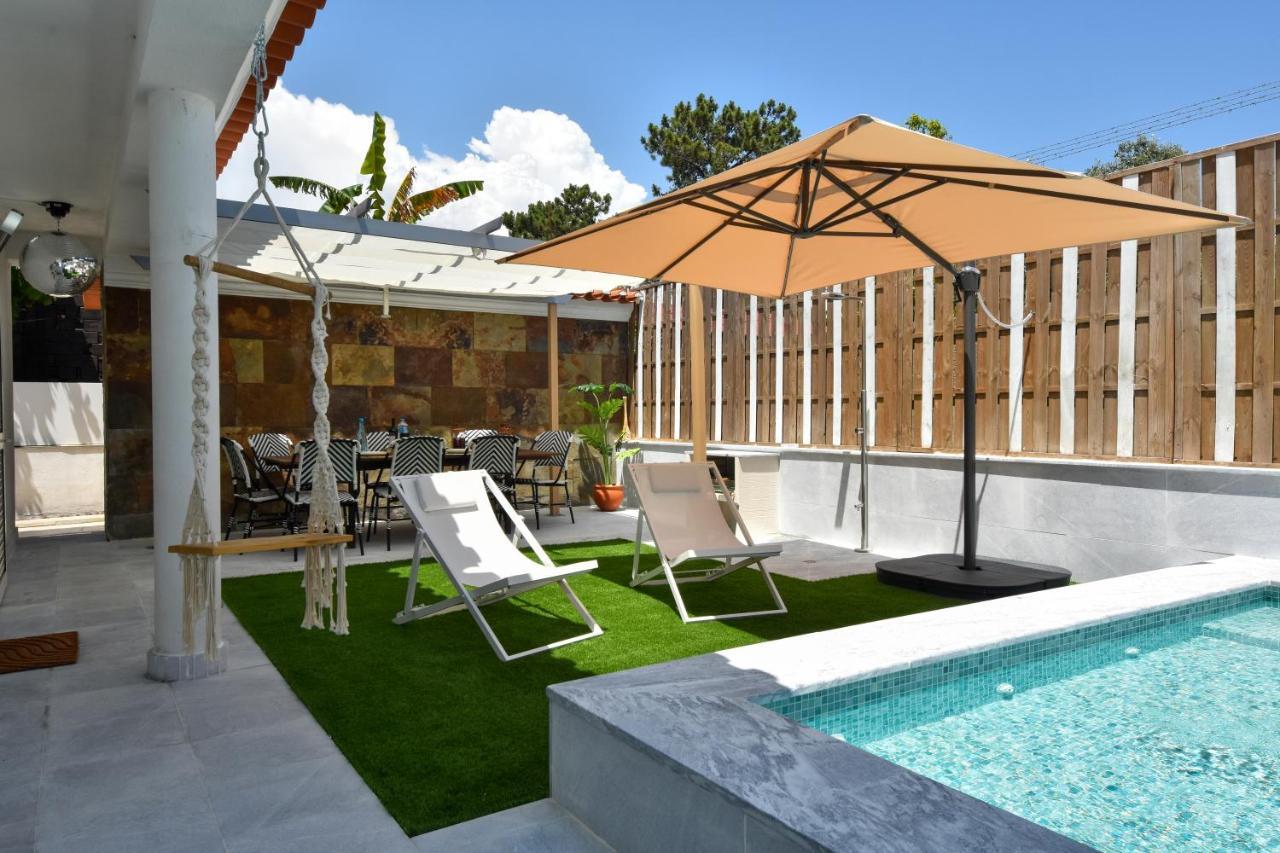 Aroeira Villa With Heated Pool By Golf Course, Beach And Lisbon 外观 照片