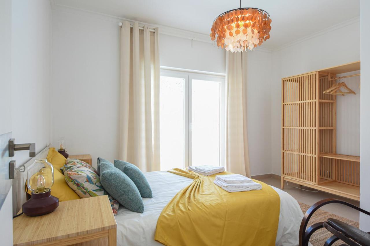 Aroeira Villa With Heated Pool By Golf Course, Beach And Lisbon 外观 照片
