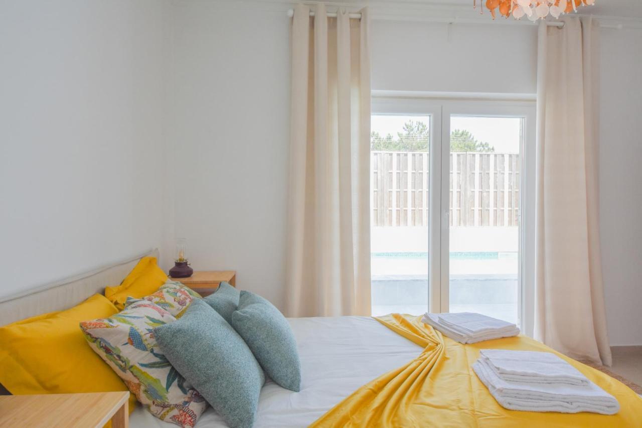 Aroeira Villa With Heated Pool By Golf Course, Beach And Lisbon 外观 照片