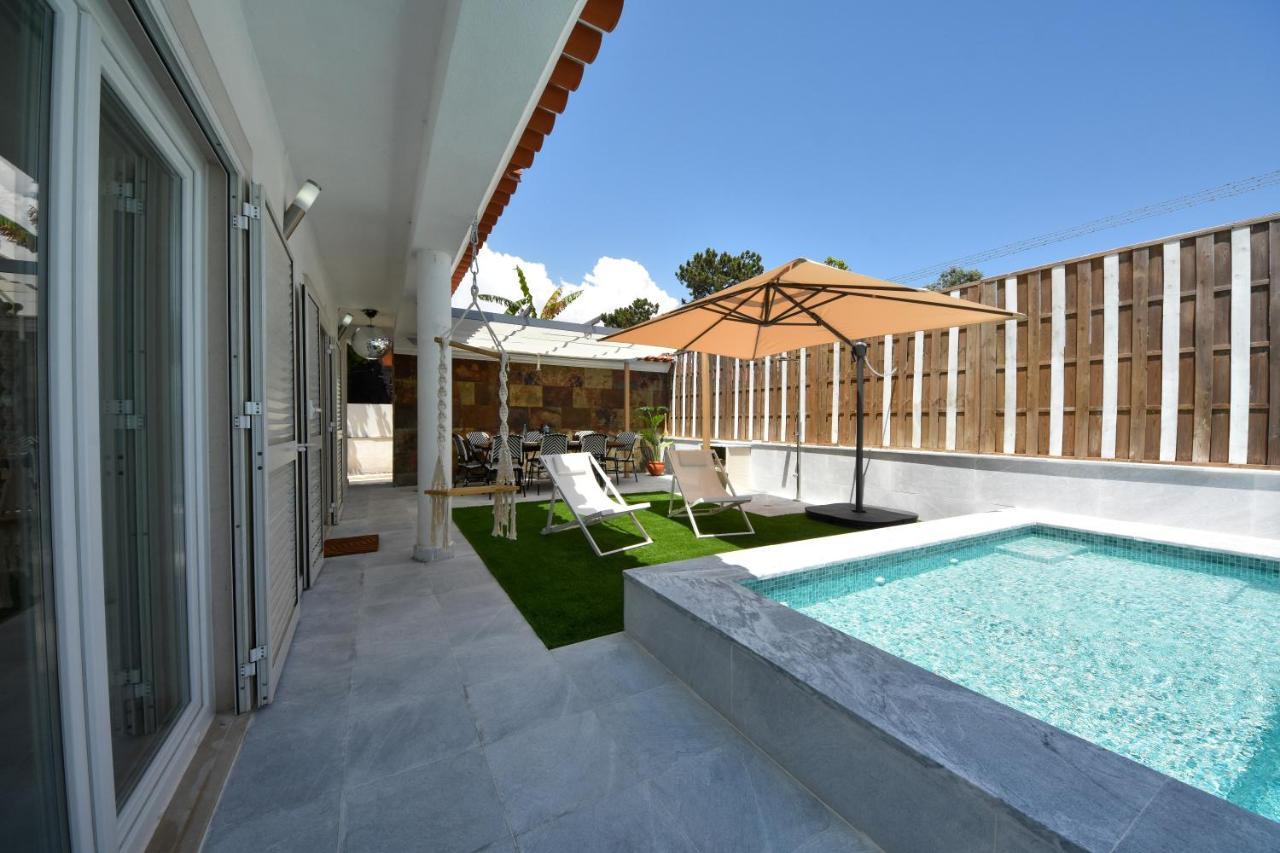 Aroeira Villa With Heated Pool By Golf Course, Beach And Lisbon 外观 照片