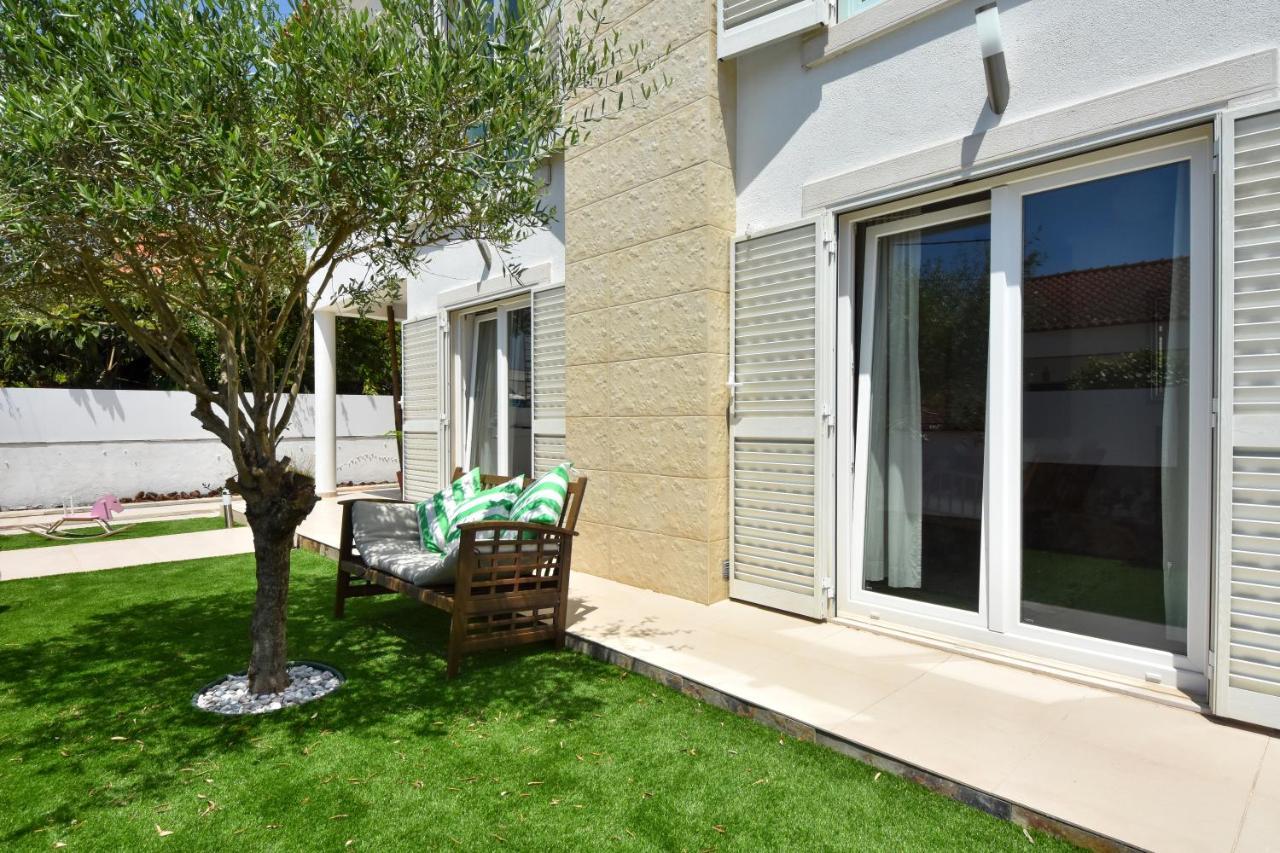 Aroeira Villa With Heated Pool By Golf Course, Beach And Lisbon 外观 照片